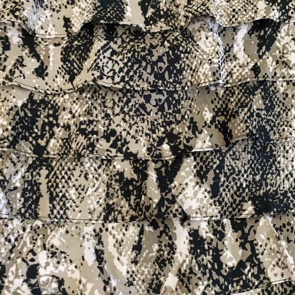Alfani Skirt Women’s Sz 2 Black Taupe Cream Snake-print Ruffle Tiered Lined - Picture 6 of 9